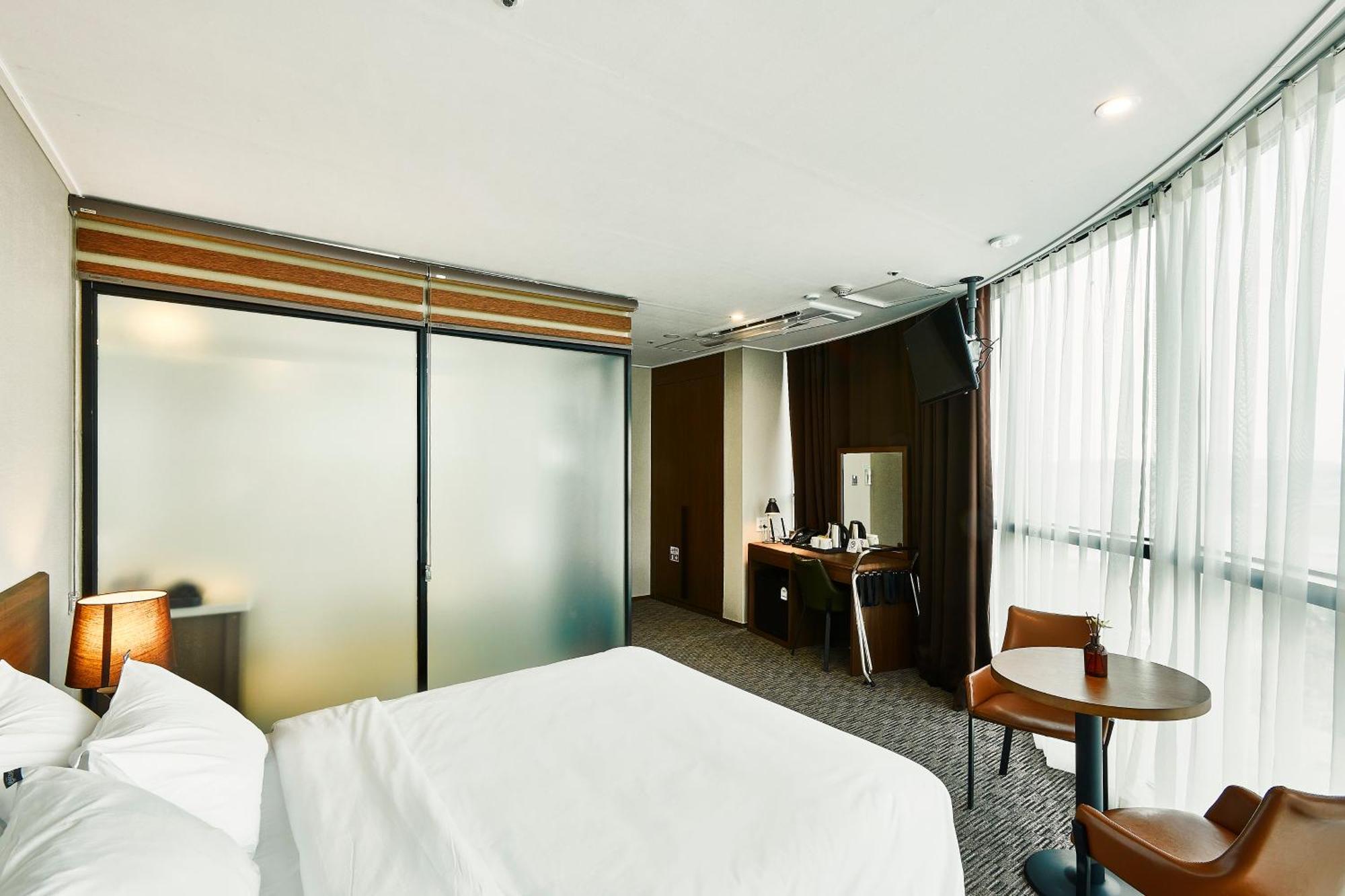 Golden Harbor Hotel Pyeongtaek Ngoại thất bức ảnh