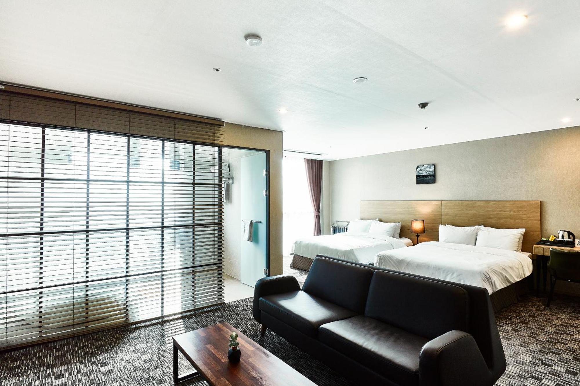 Golden Harbor Hotel Pyeongtaek Ngoại thất bức ảnh