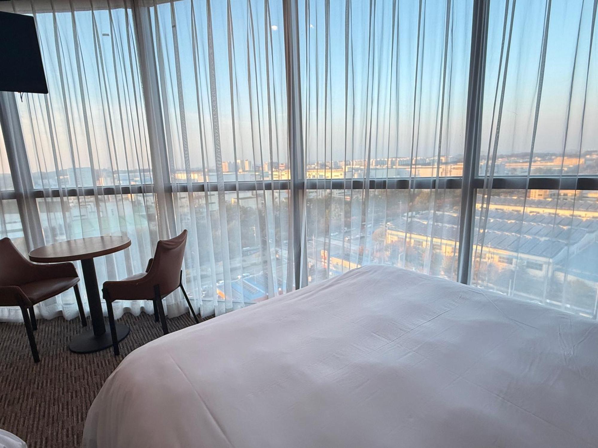 Golden Harbor Hotel Pyeongtaek Ngoại thất bức ảnh